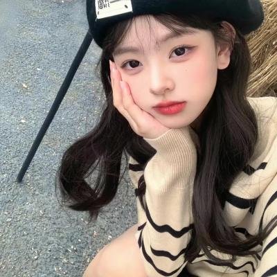我们生活愉快 封面